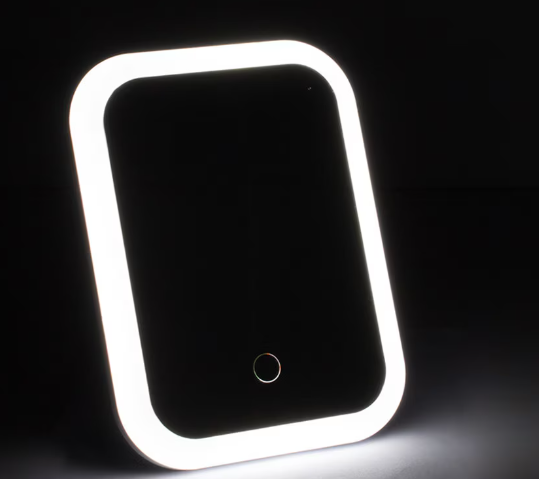 Mini Oglinda Cosmetica cu iluminare Led, 15 x 20 cm, Alb