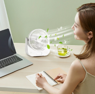 Ventilator Solar Portabil 6 inch cu lumina LED