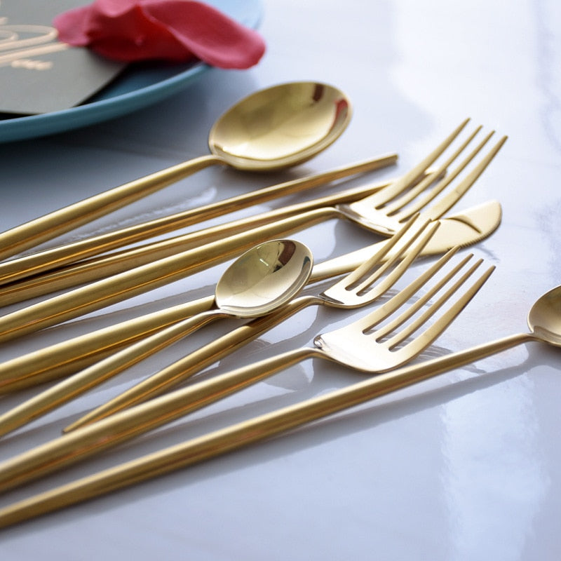 SET tacamuri cu 24 de piese PREMIUM