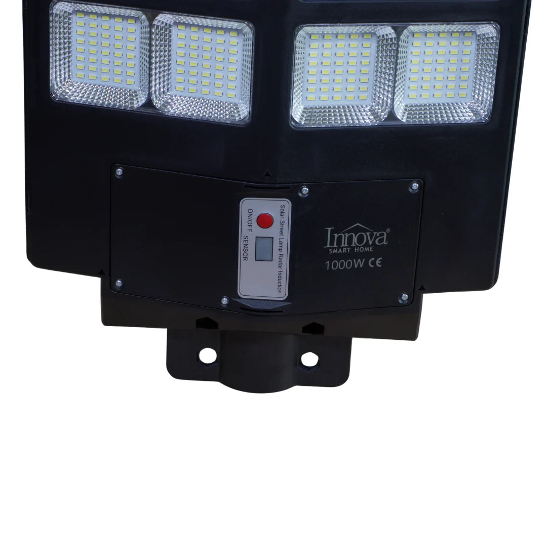 Lampa Solara Stradala Helio PRO Innova 1000W – LED 80 000 lm, Senzor Miscare, Senzor Lumina IP66, Telecomanda & Suport Prindere