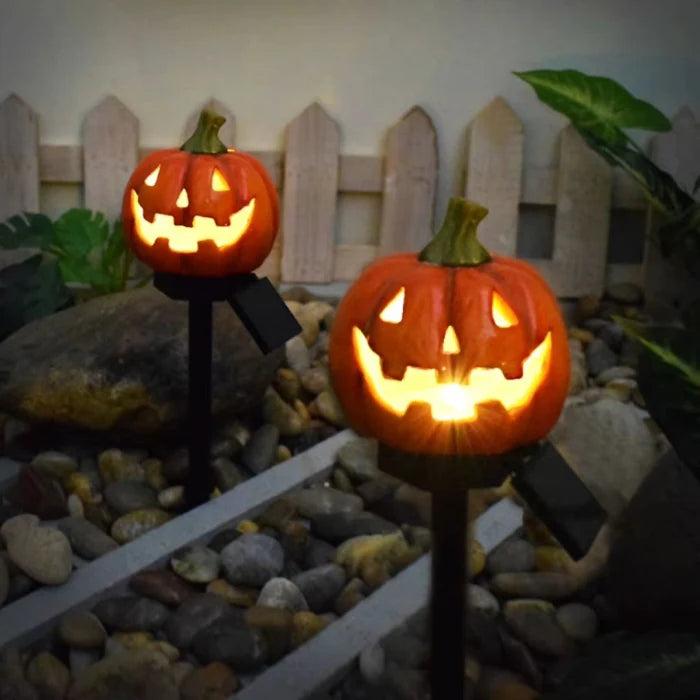 set 4 x Lămpi Solare Halloween Dovleac pentru Grădină –  Decor Curte și Alei